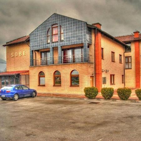Motel Bella Italia Ilidža エクステリア 写真