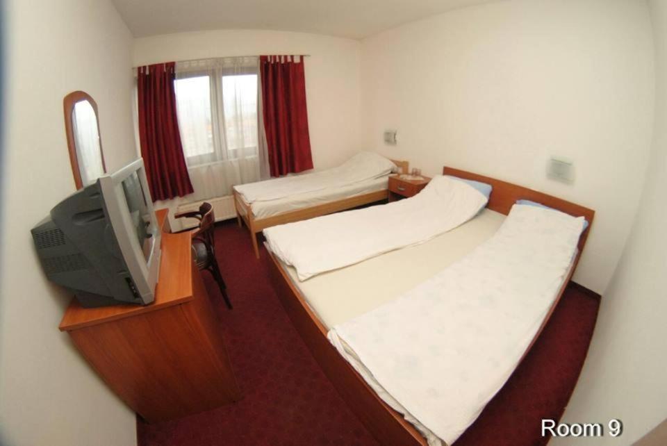 Motel Bella Italia Ilidža エクステリア 写真