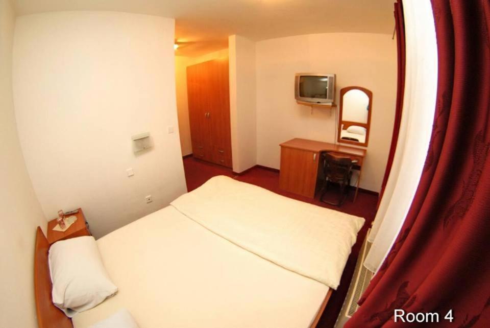 Motel Bella Italia Ilidža エクステリア 写真