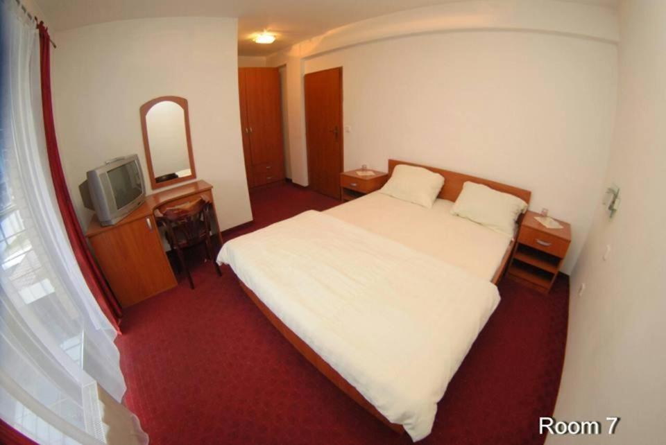 Motel Bella Italia Ilidža エクステリア 写真