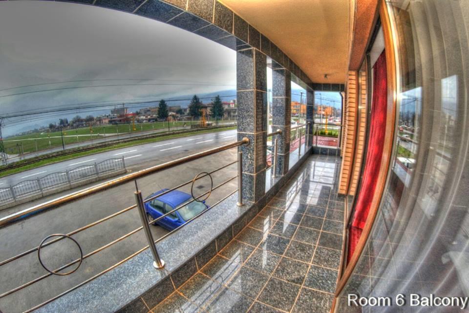Motel Bella Italia Ilidža エクステリア 写真