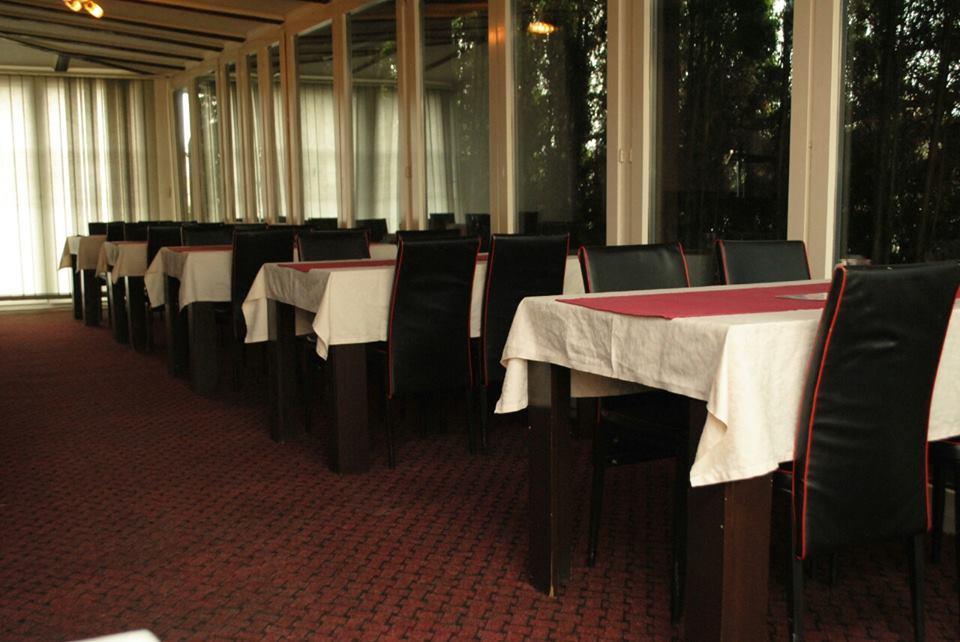 Motel Bella Italia Ilidža エクステリア 写真